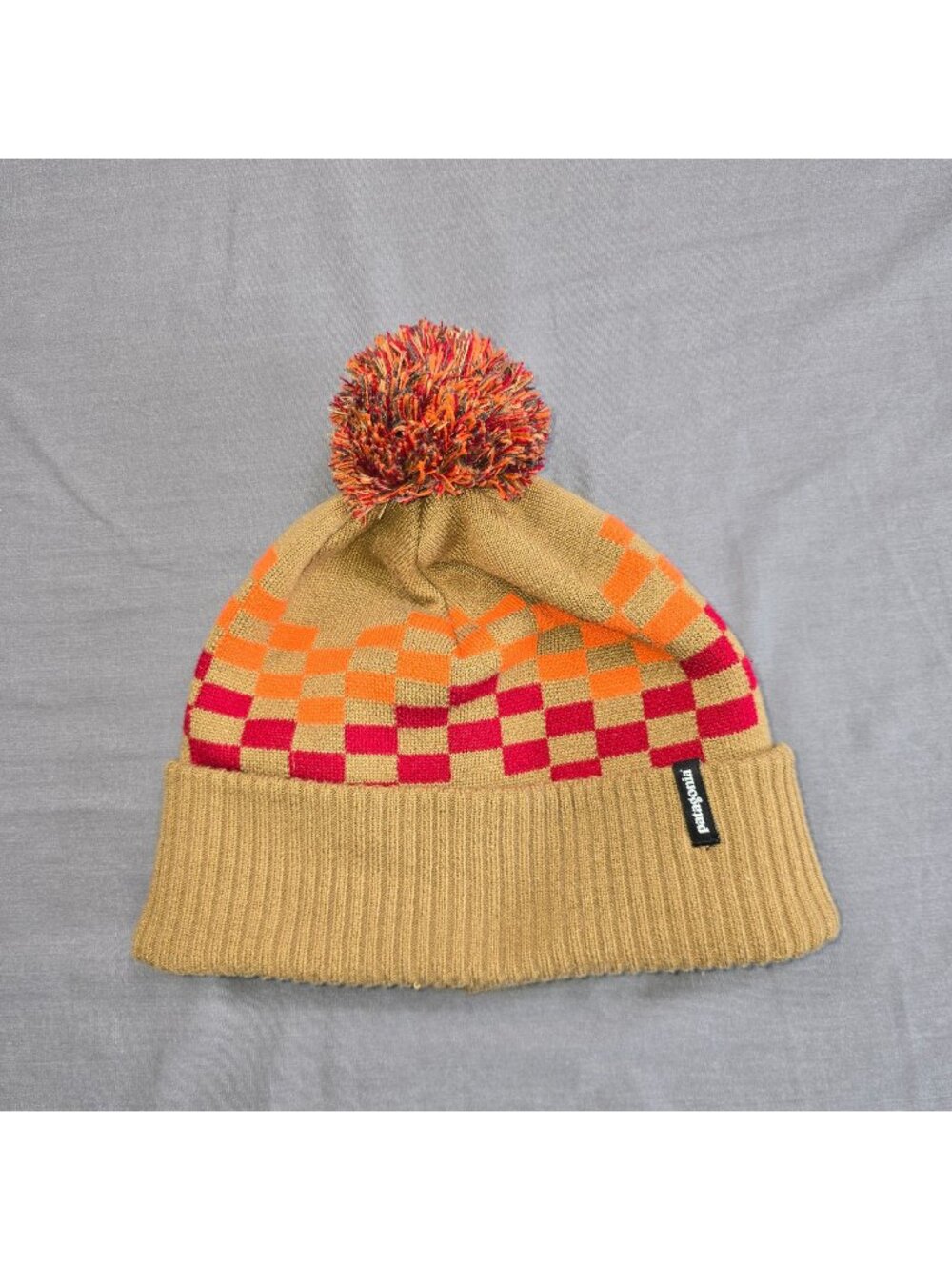 Patagonia Powder Town One Size Unisex Beanie Orange/Red Pom Pom Knit Hat